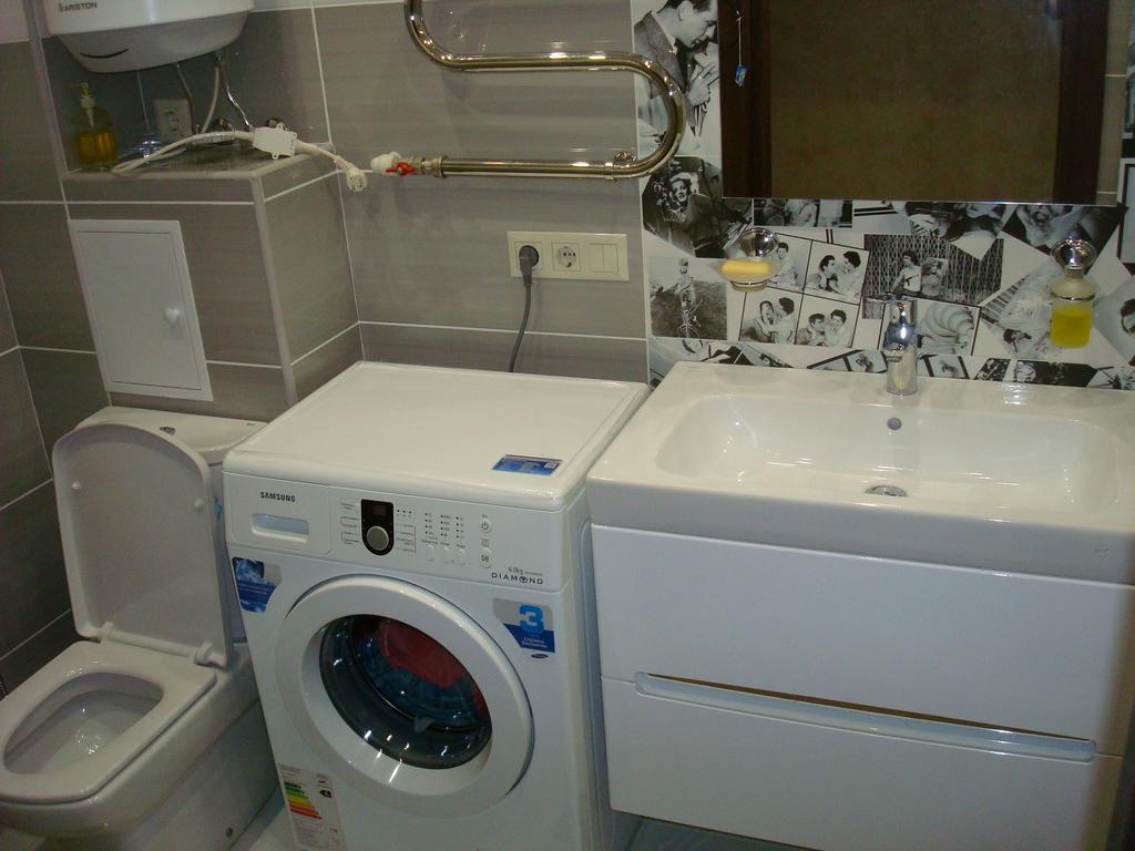 Apartment On Privokzalnaya 2/1 Винница Экстерьер фото